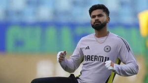 Shreyas Iyer's Test Debut Delayed? Former Cricketer Suggests He Must Wait His Turn