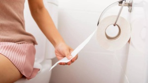 Scrolling on the toilet? Top US doc explains the hidden danger behind it