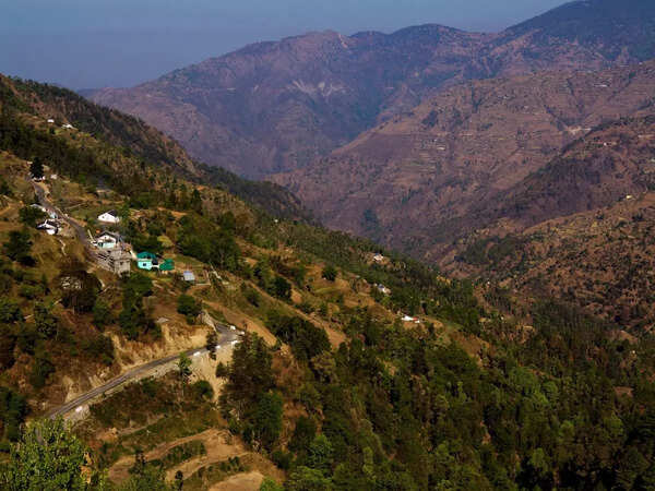 Panoramic view of Uttarakhand hills.